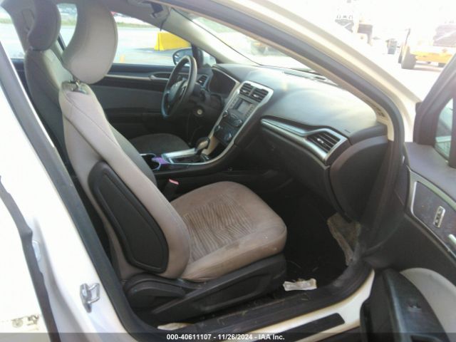 Photo 4 VIN: 3FA6P0G77GR279469 - FORD FUSION 