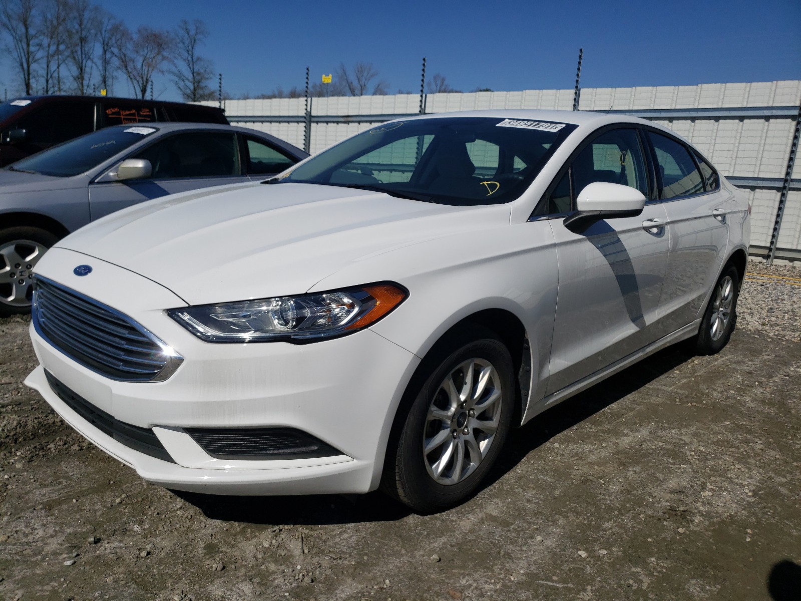 Photo 1 VIN: 3FA6P0G77JR238055 - FORD FUSION S 