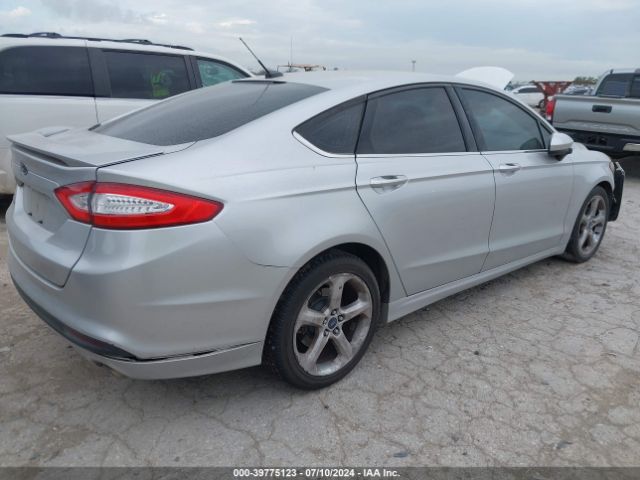 Photo 3 VIN: 3FA6P0G78GR143187 - FORD FUSION 