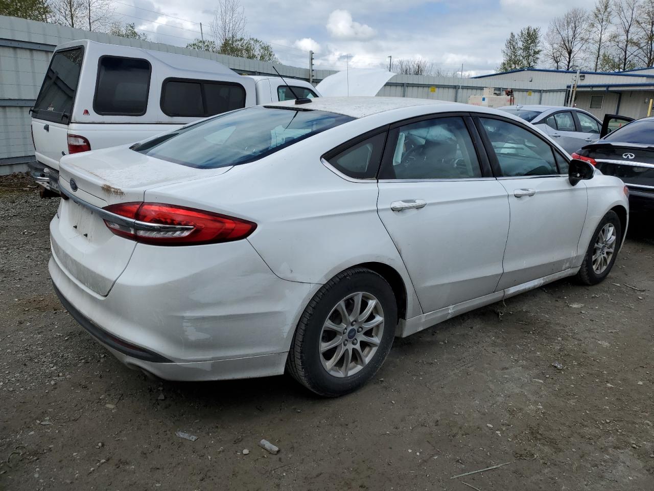 Photo 2 VIN: 3FA6P0G78HR142560 - FORD FUSION 