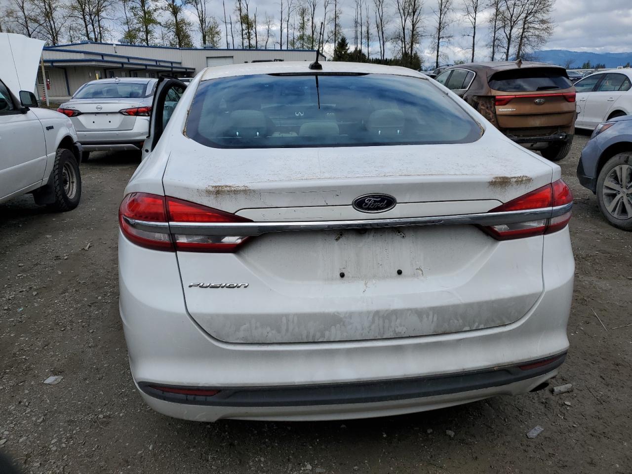 Photo 5 VIN: 3FA6P0G78HR142560 - FORD FUSION 