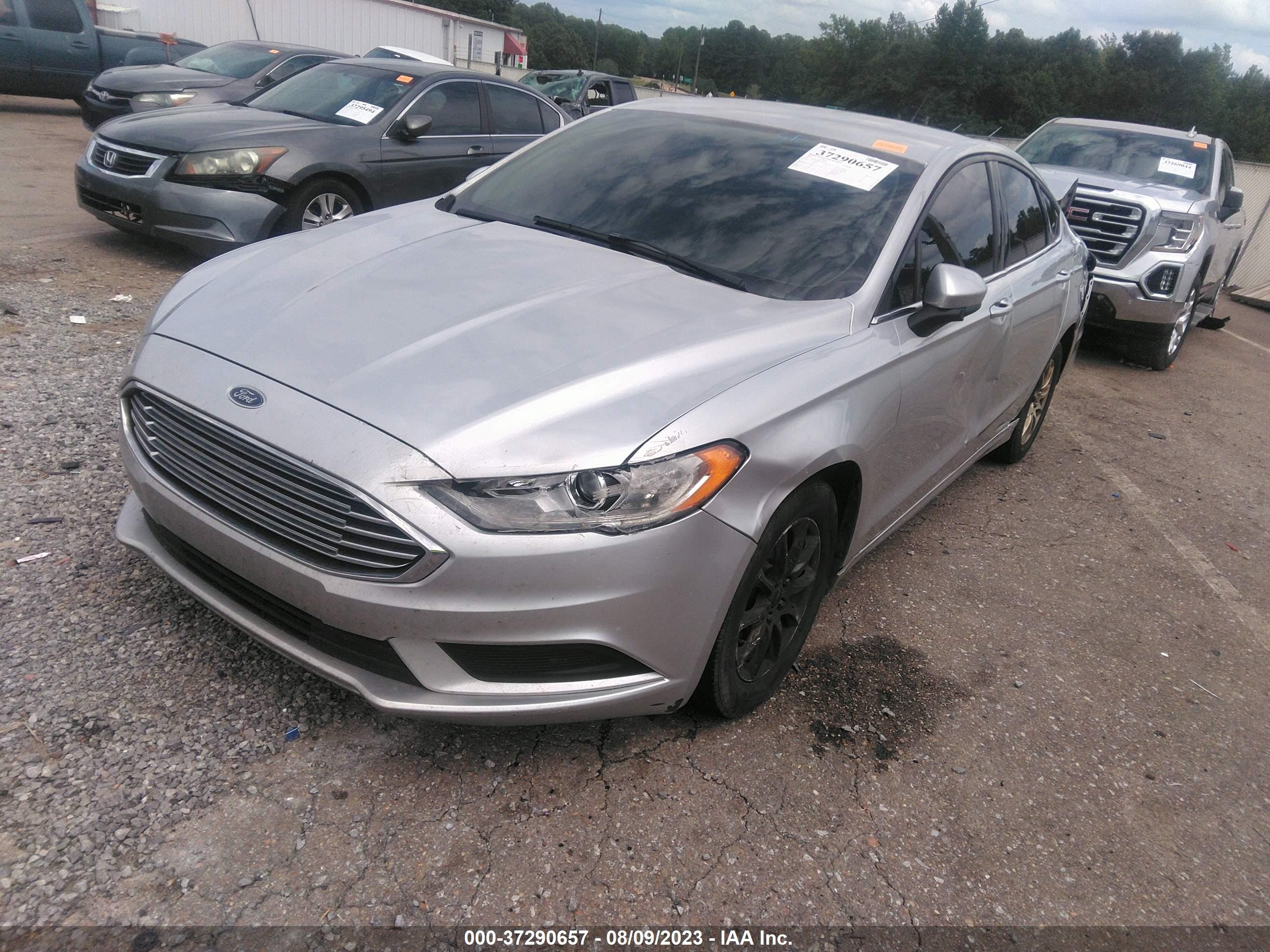 Photo 1 VIN: 3FA6P0G78HR319270 - FORD FUSION 