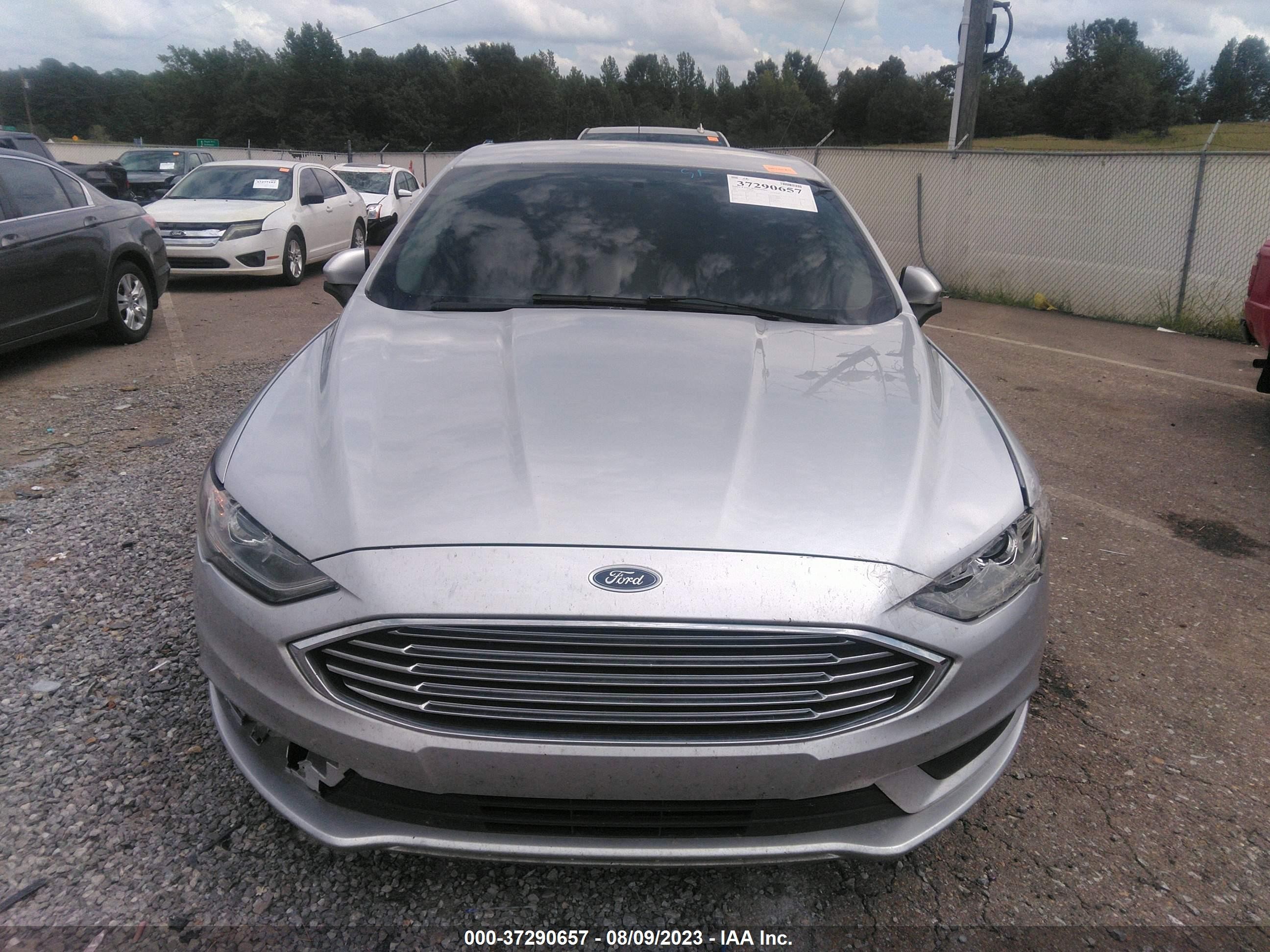 Photo 12 VIN: 3FA6P0G78HR319270 - FORD FUSION 