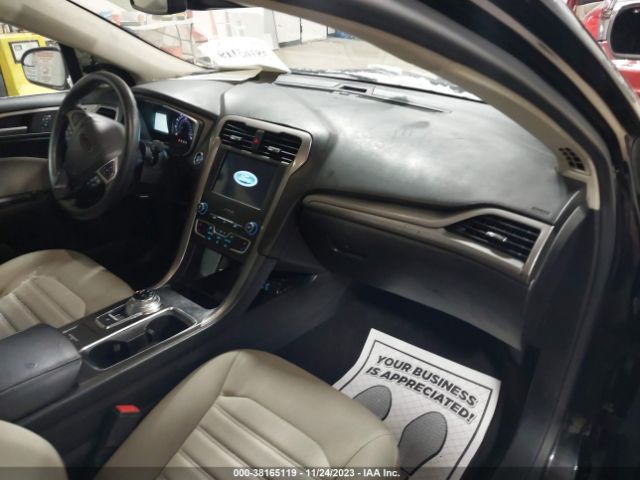 Photo 4 VIN: 3FA6P0G78KR172942 - FORD FUSION 