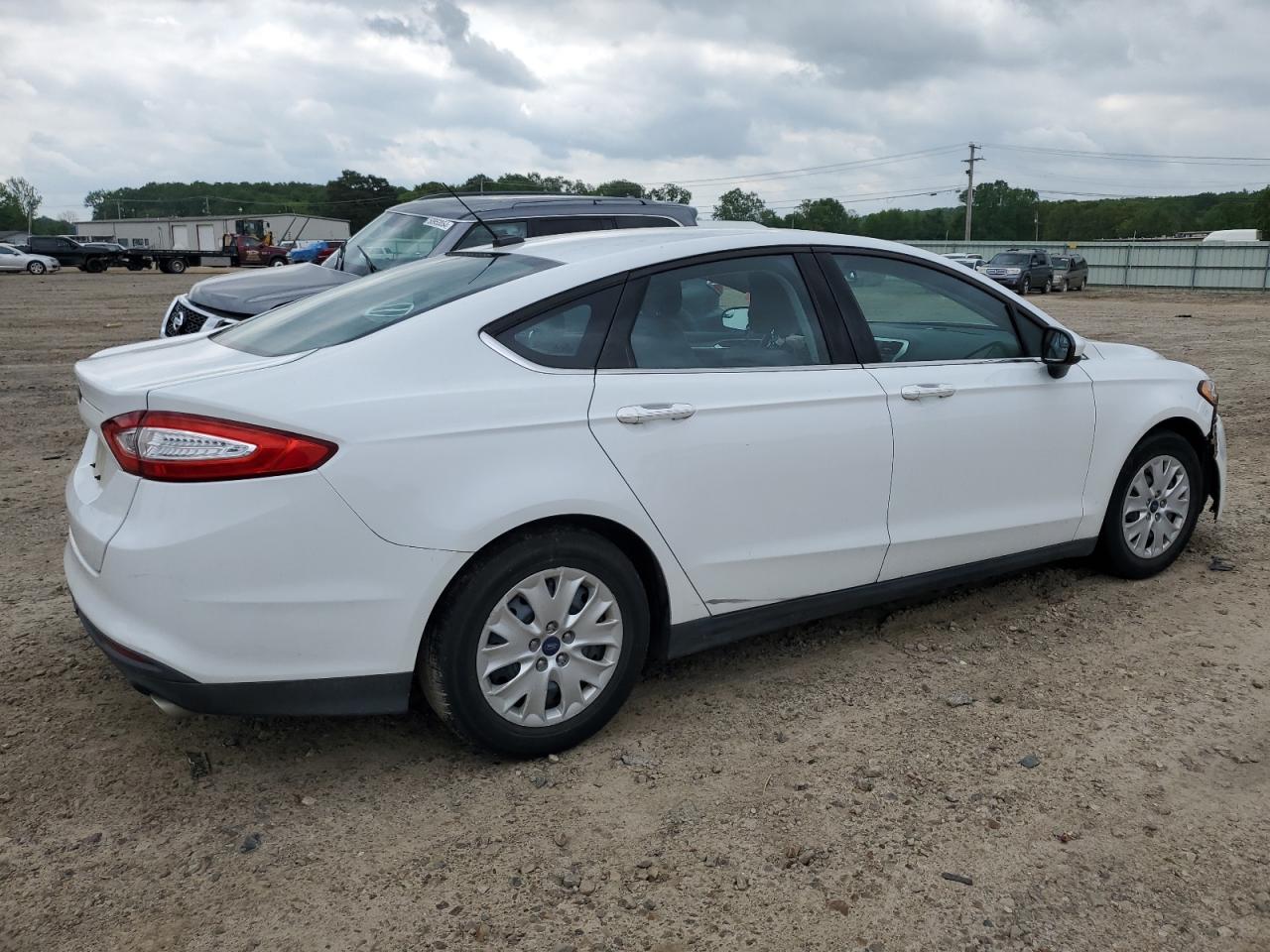 Photo 2 VIN: 3FA6P0G79DR131075 - FORD FUSION 