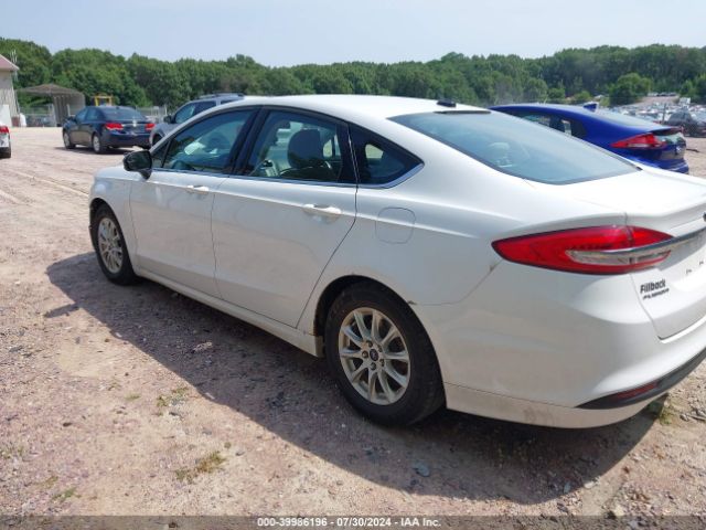 Photo 2 VIN: 3FA6P0G79JR156635 - FORD FUSION 