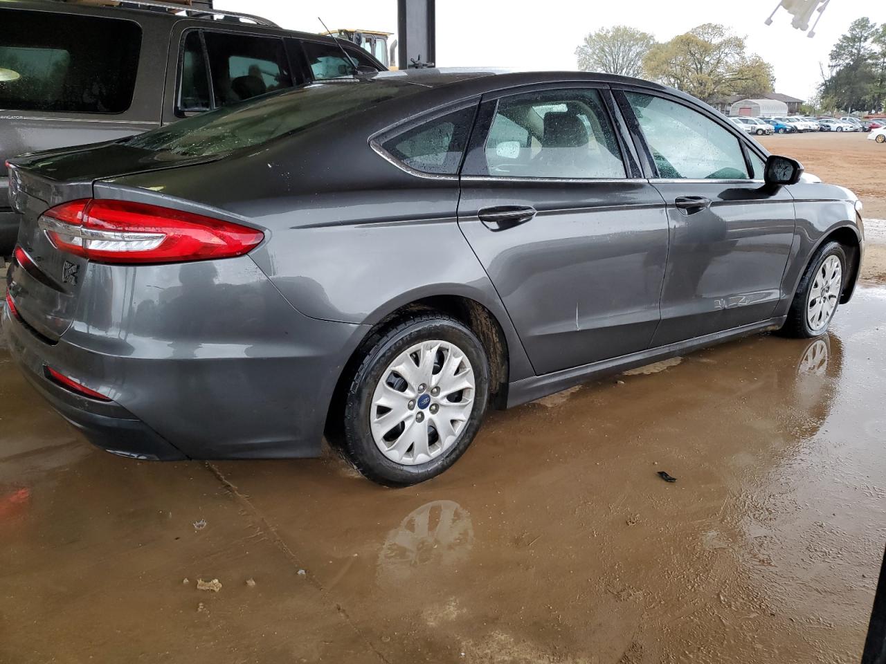 Photo 2 VIN: 3FA6P0G79KR267090 - FORD FUSION 