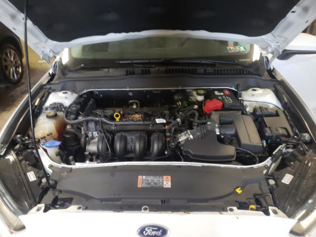 Photo 6 VIN: 3FA6P0G7XGR108442 - FORD FUSION 