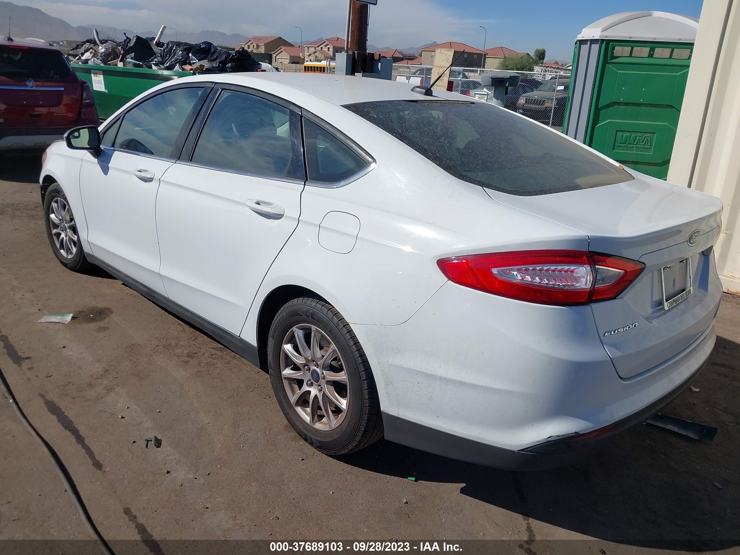 Photo 2 VIN: 3FA6P0G7XGR147421 - FORD FUSION 