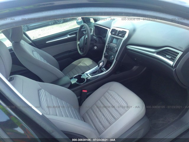 Photo 4 VIN: 3FA6P0G7XGR185831 - FORD FUSION 