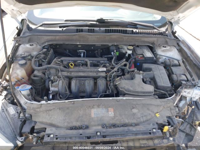 Photo 9 VIN: 3FA6P0G7XGR305093 - FORD FUSION 