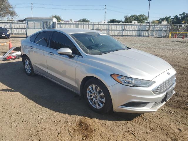 Photo 3 VIN: 3FA6P0G7XHR229408 - FORD FUSION S 