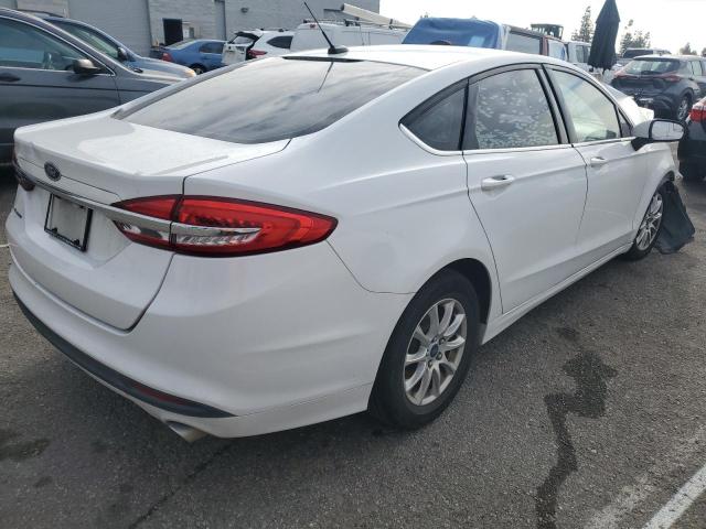 Photo 2 VIN: 3FA6P0G7XHR318203 - FORD FUSION S 