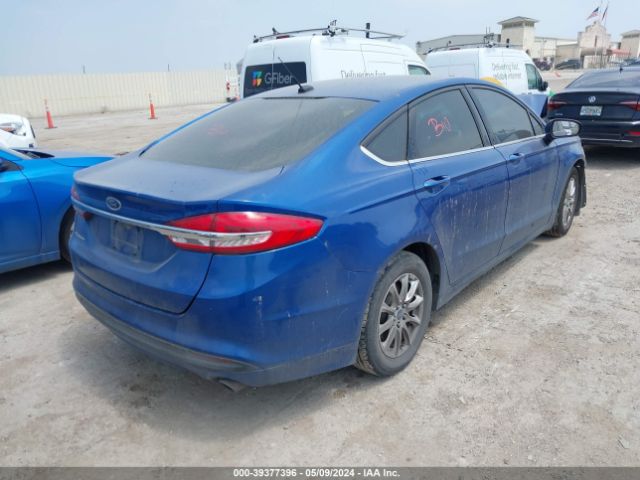 Photo 3 VIN: 3FA6P0G7XJR217961 - FORD FUSION 