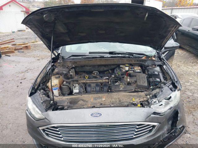 Photo 9 VIN: 3FA6P0G7XJR238230 - FORD FUSION 