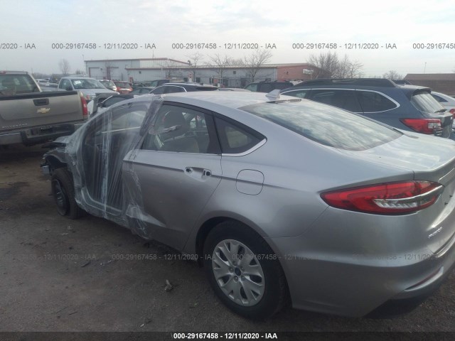 Photo 2 VIN: 3FA6P0G7XLR110217 - FORD FUSION 