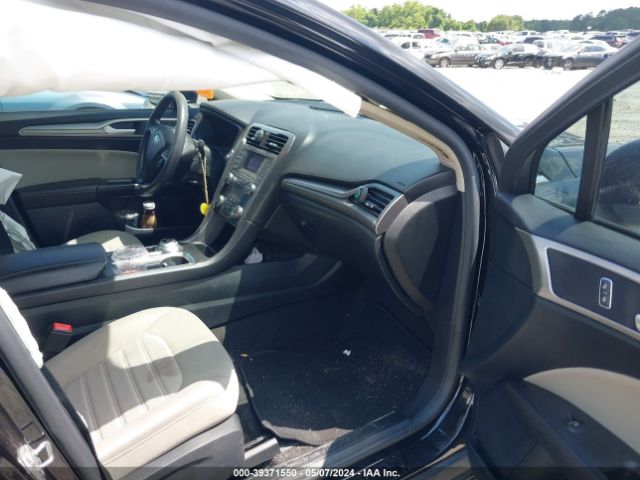 Photo 4 VIN: 3FA6P0G7XLR246301 - FORD FUSION 