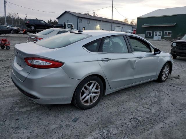 Photo 2 VIN: 3FA6P0H70FR176388 - FORD FUSION SE 