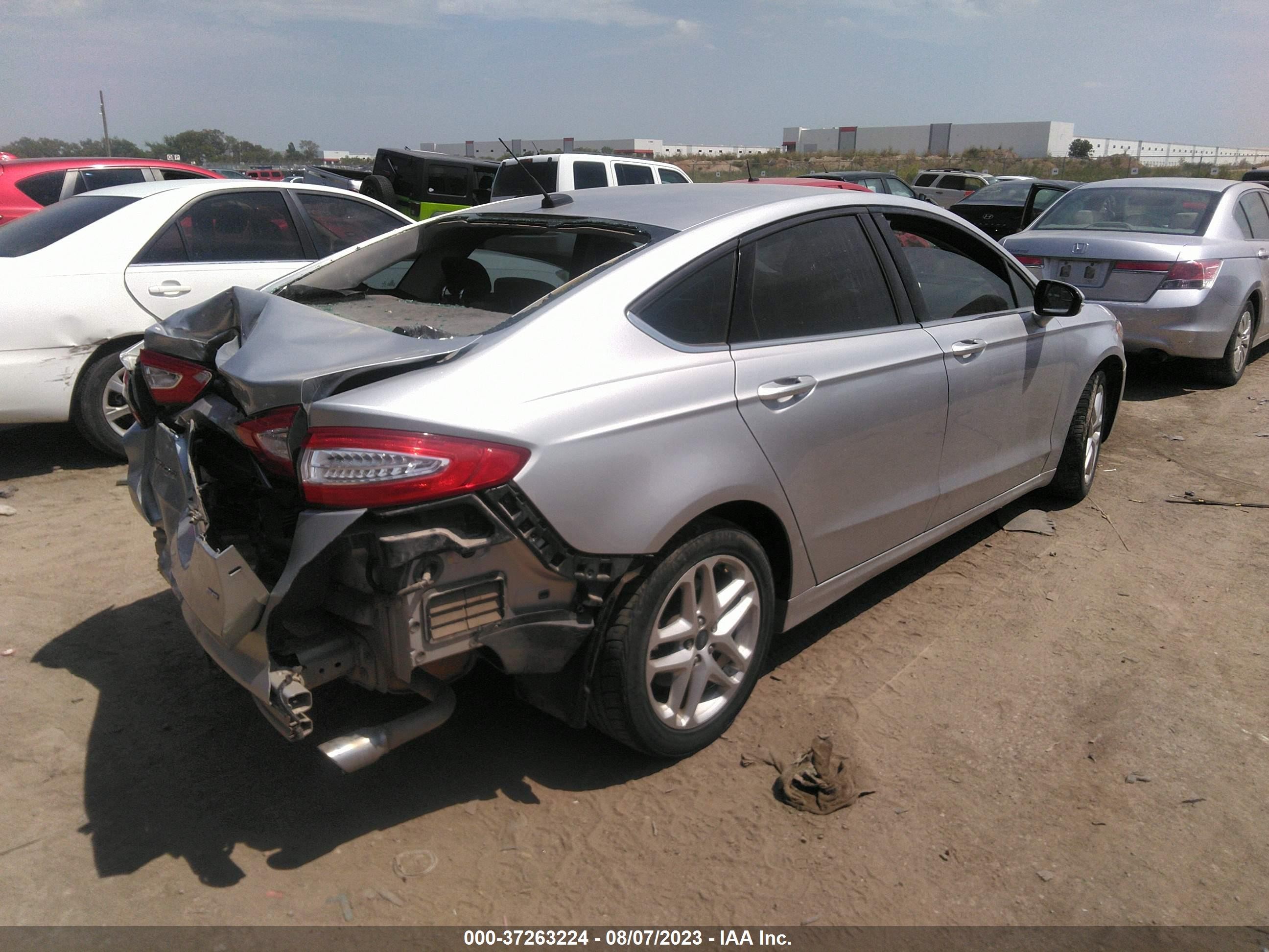 Photo 3 VIN: 3FA6P0H70GR105175 - FORD FUSION 