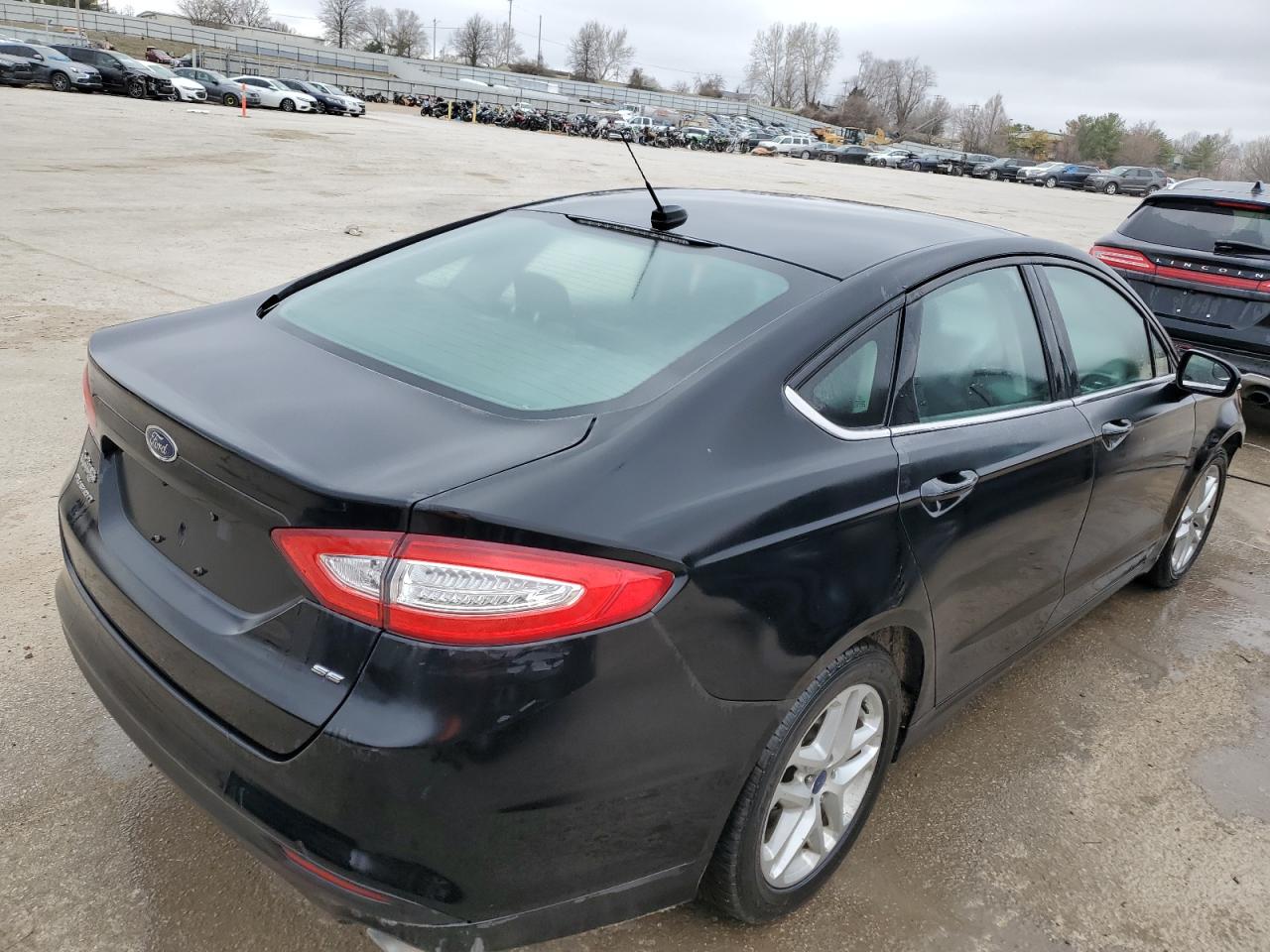 Photo 2 VIN: 3FA6P0H70GR113017 - FORD FUSION 