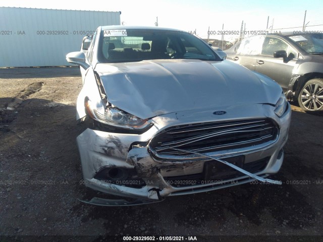 Photo 5 VIN: 3FA6P0H70GR113907 - FORD FUSION 