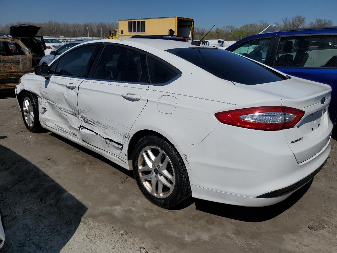 Photo 1 VIN: 3FA6P0H70GR328204 - FORD FUSION 