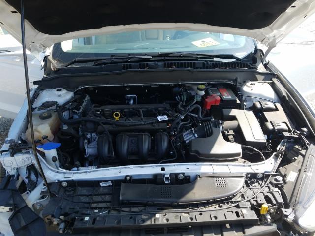 Photo 6 VIN: 3FA6P0H70GR374955 - FORD FUSION SE 