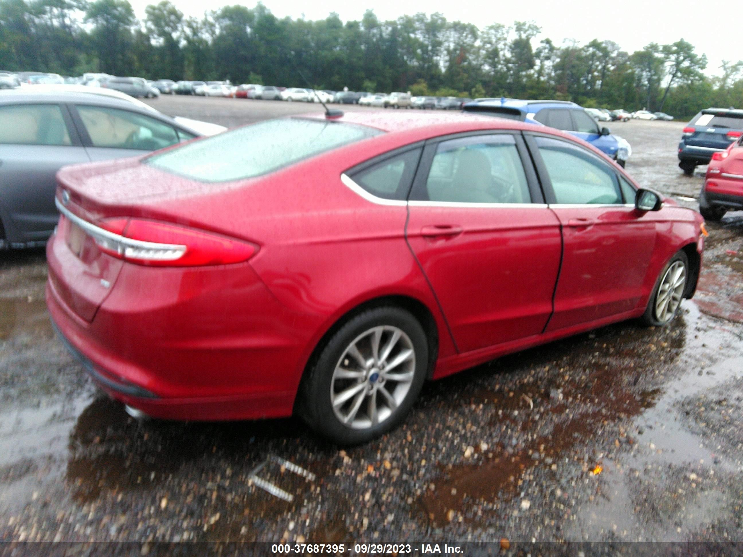 Photo 3 VIN: 3FA6P0H70HR174157 - FORD FUSION 