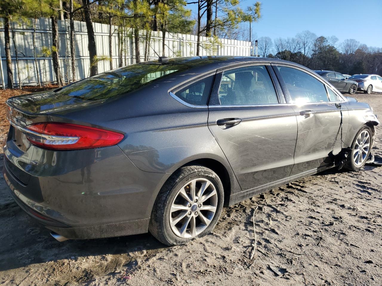 Photo 2 VIN: 3FA6P0H70HR391269 - FORD FUSION 