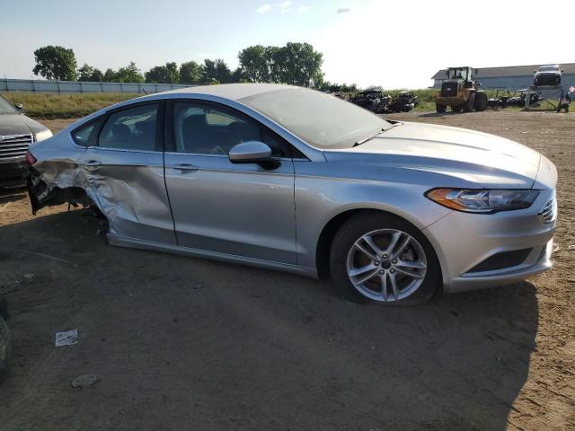 Photo 3 VIN: 3FA6P0H70JR270912 - FORD FUSION SE 