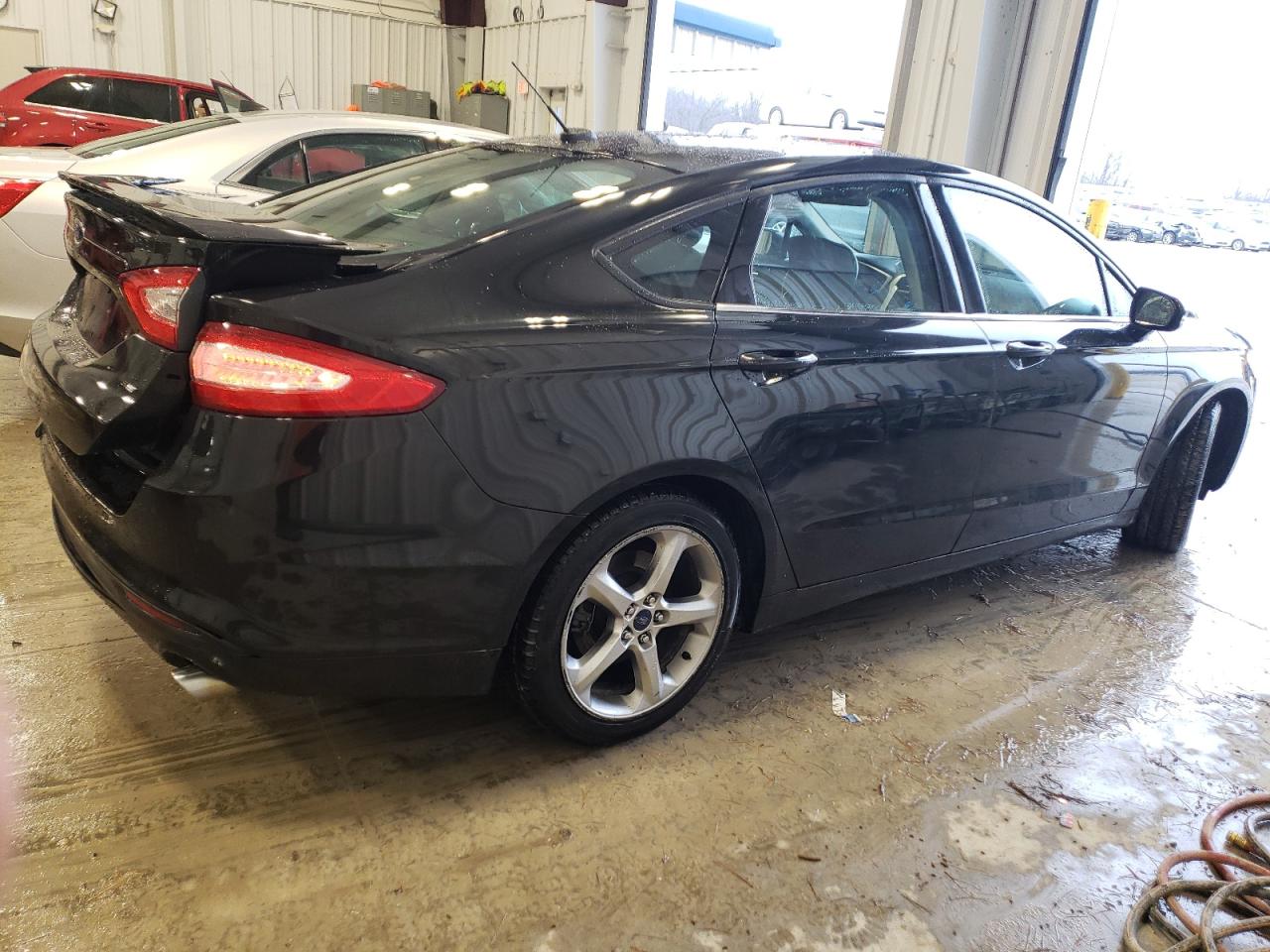 Photo 2 VIN: 3FA6P0H71DR224431 - FORD FUSION 