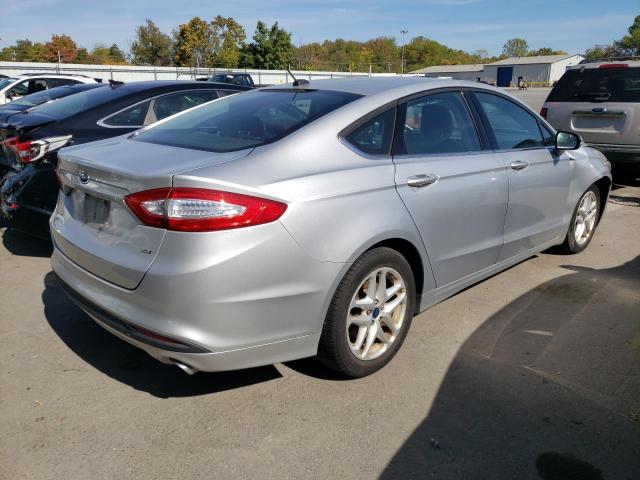 Photo 3 VIN: 3FA6P0H71FR122663 - FORD FUSION SE 