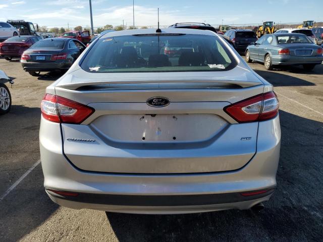 Photo 5 VIN: 3FA6P0H71FR142704 - FORD FUSION SE 