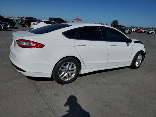 Photo 2 VIN: 3FA6P0H71FR162662 - FORD FUSION SE 