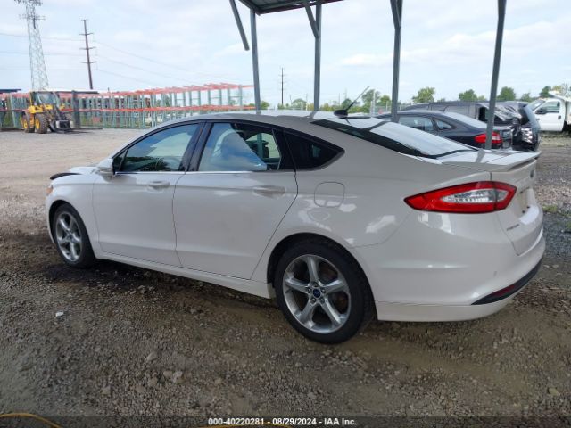 Photo 2 VIN: 3FA6P0H71FR301513 - FORD FUSION 