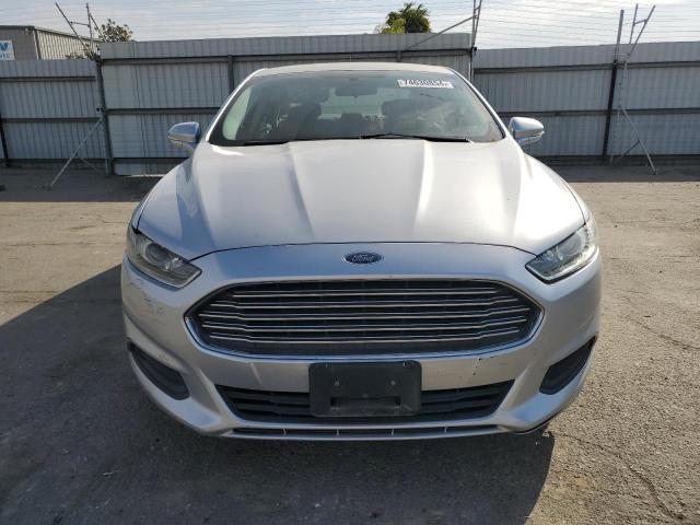 Photo 4 VIN: 3FA6P0H71FR306856 - FORD FUSION SE 