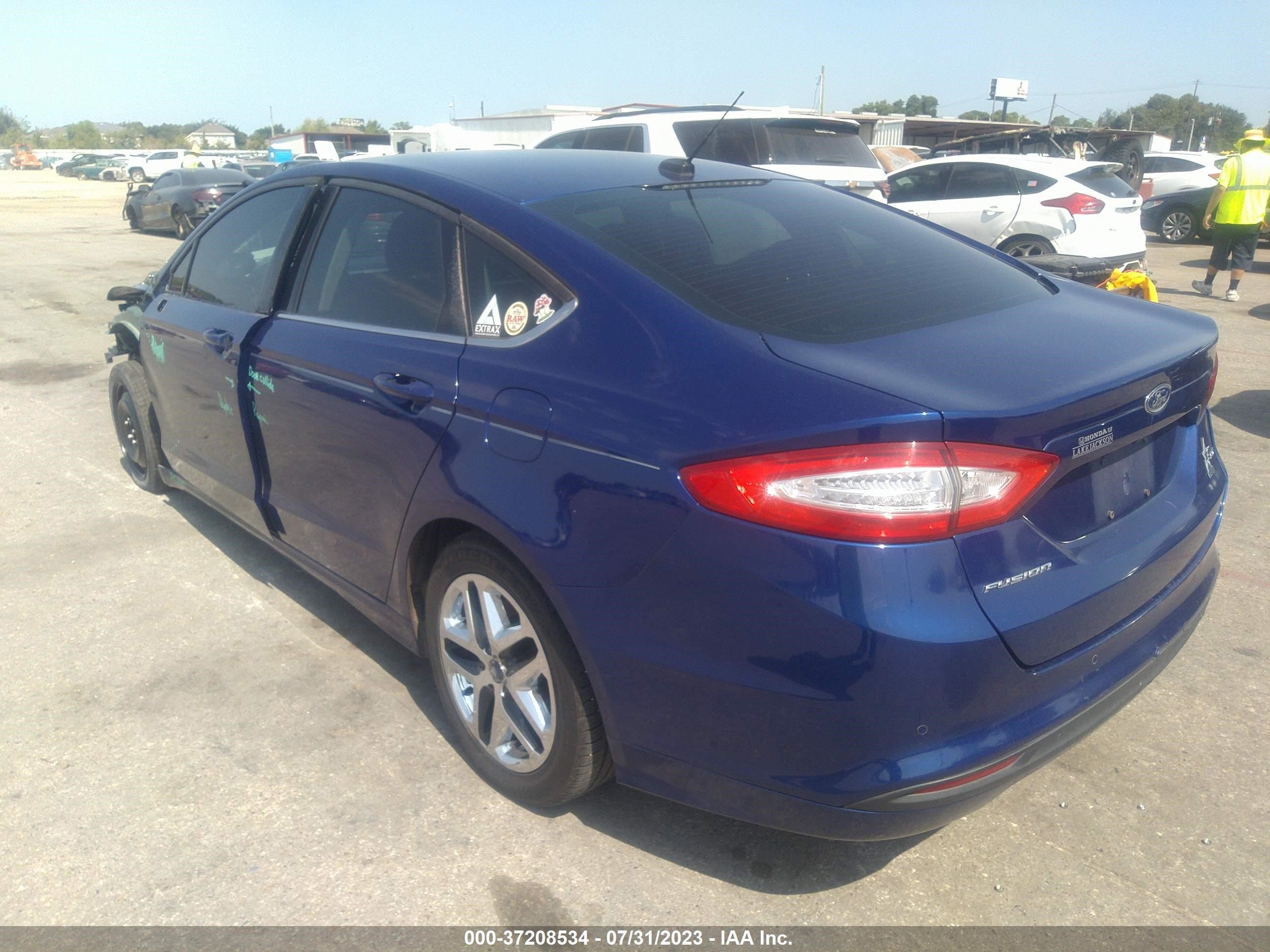 Photo 2 VIN: 3FA6P0H71GR132675 - FORD FUSION 