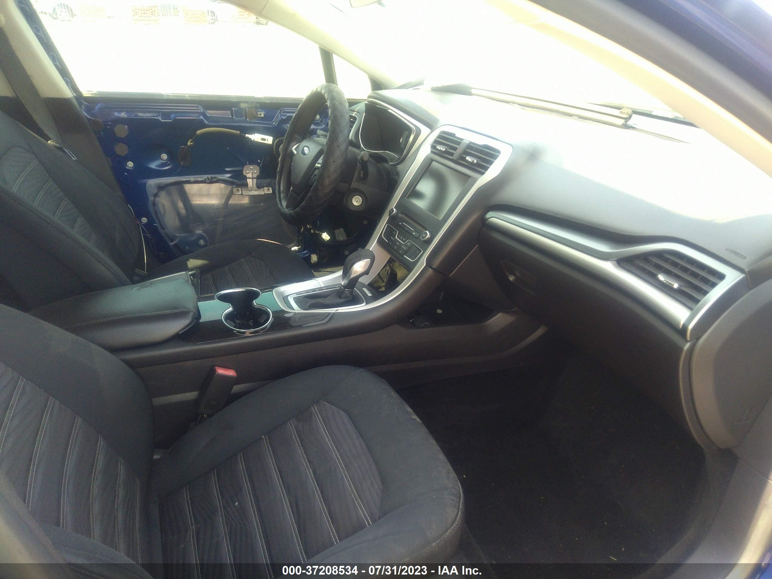 Photo 4 VIN: 3FA6P0H71GR132675 - FORD FUSION 