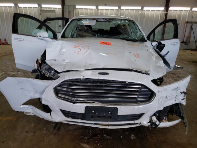 Photo 8 VIN: 3FA6P0H71GR269406 - FORD FUSION SE 