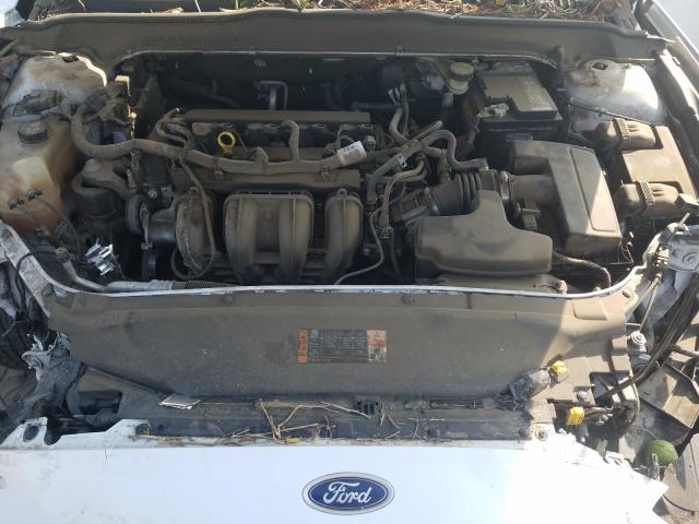 Photo 6 VIN: 3FA6P0H71GR330382 - FORD FUSION SE 