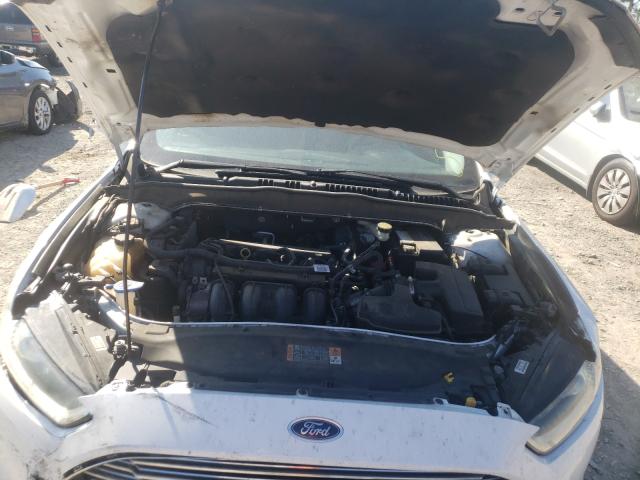 Photo 6 VIN: 3FA6P0H71GR345190 - FORD FUSION SE 