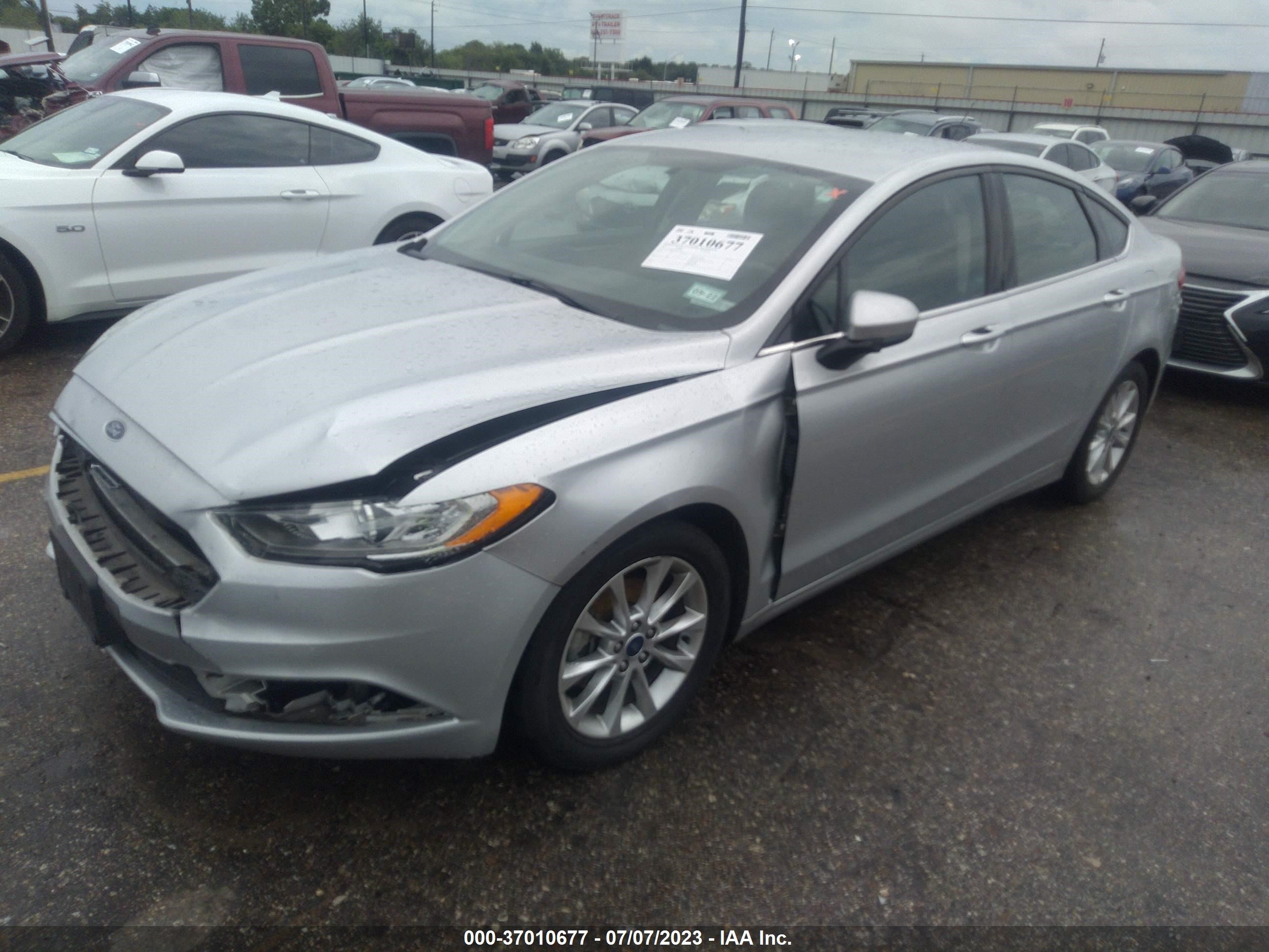 Photo 1 VIN: 3FA6P0H71HR113349 - FORD FUSION 