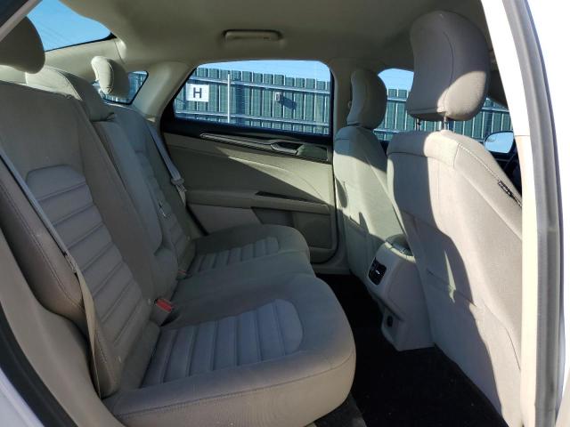 Photo 9 VIN: 3FA6P0H71HR131060 - FORD FUSION SE 