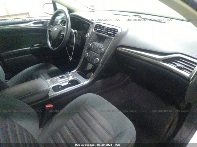 Photo 4 VIN: 3FA6P0H71HR204895 - FORD FUSION 