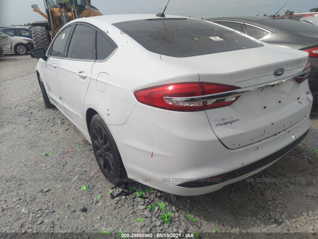 Photo 2 VIN: 3FA6P0H71HR226010 - FORD FUSION 