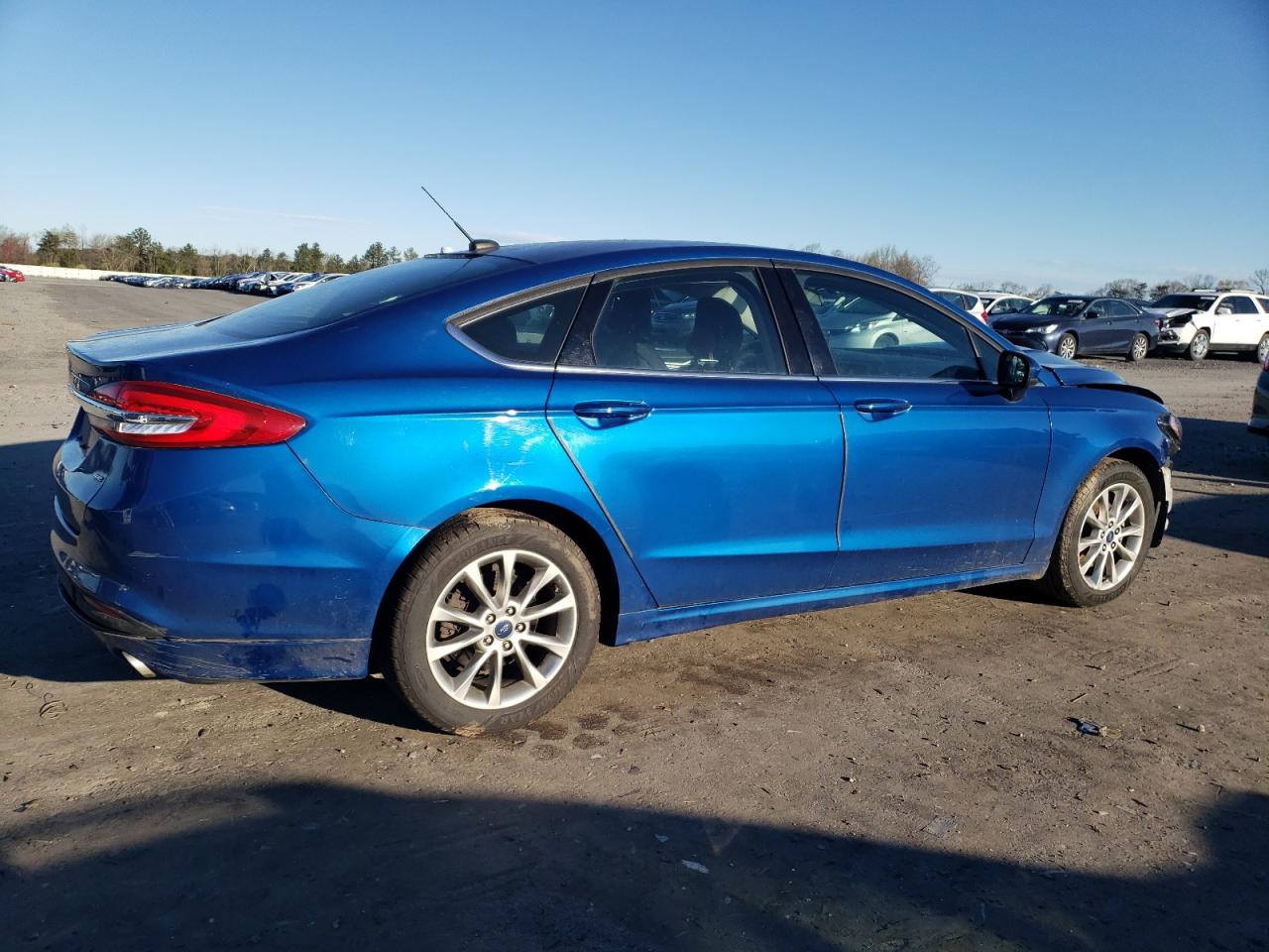 Photo 2 VIN: 3FA6P0H71HR226251 - FORD FUSION 