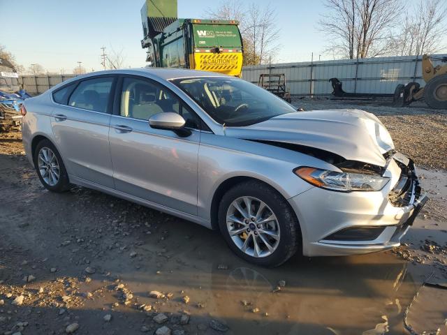 Photo 3 VIN: 3FA6P0H71HR230655 - FORD FUSION SE 