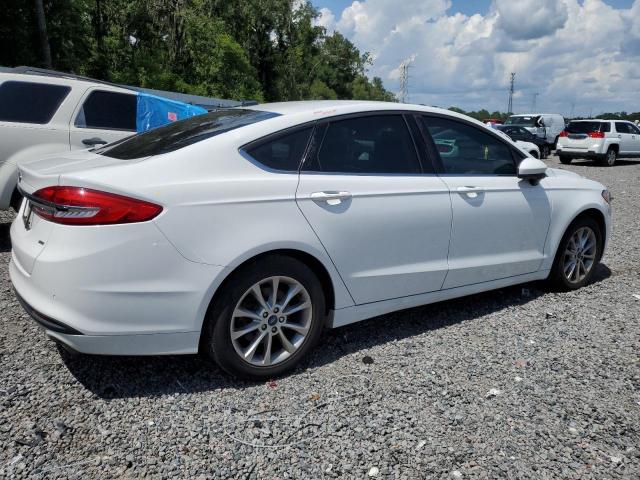 Photo 2 VIN: 3FA6P0H71HR248542 - FORD FUSION SE 