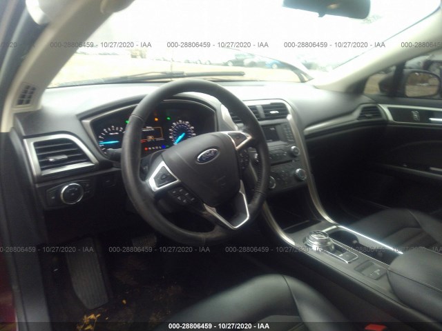 Photo 4 VIN: 3FA6P0H71HR282657 - FORD FUSION 