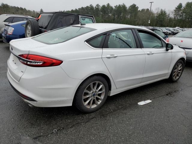 Photo 2 VIN: 3FA6P0H71HR303412 - FORD FUSION 